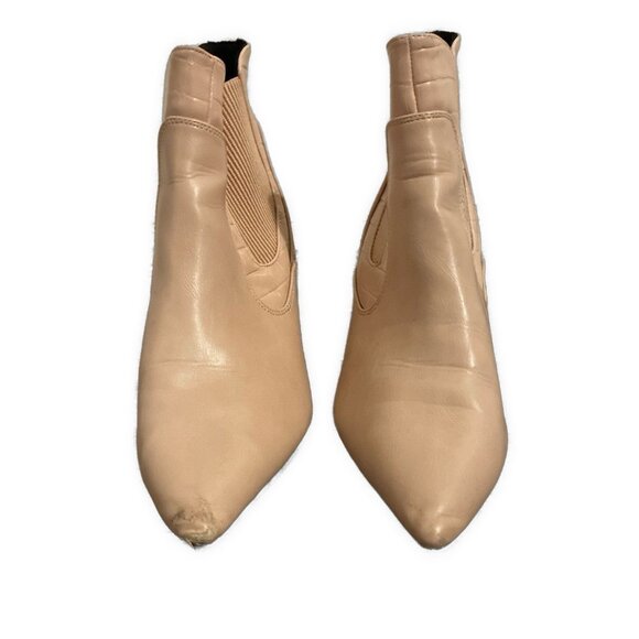 qupid Solid beige Chelsea pointed toe block heel ankle boots Booties 9 - Picture 2 of 6